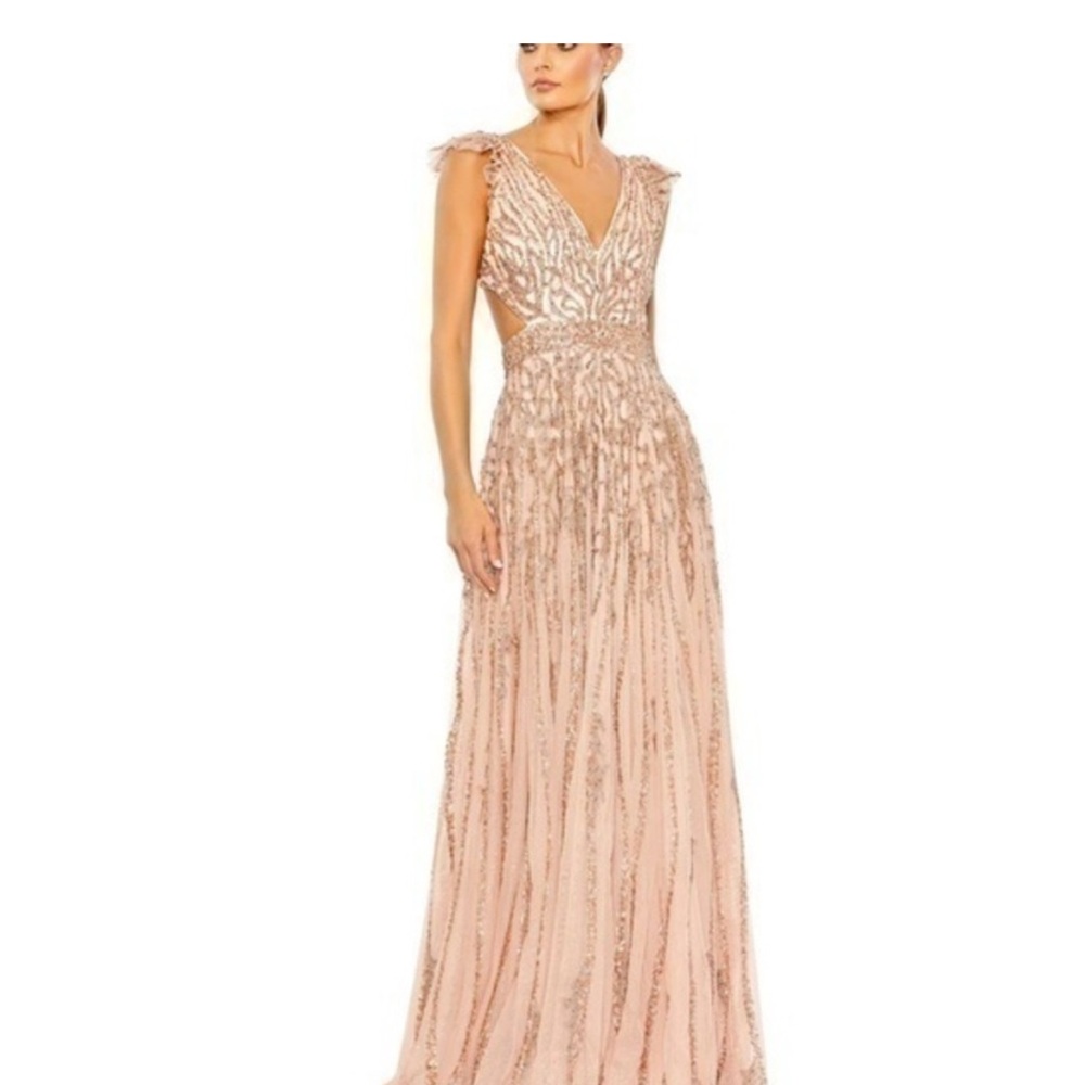 MAC DUGGAL Sequined Flutter Cap Sleeve Cut Out A Line Gown